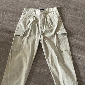 Women’s Green Cargo Pants